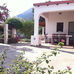 By The Vulcano - 70mq Large Garden And Patio Vulcano (Isola)